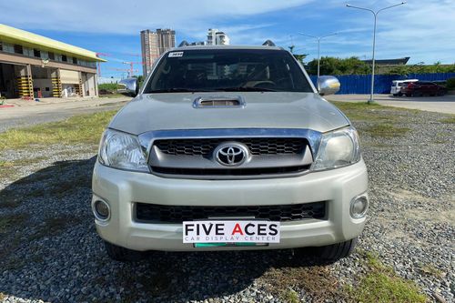 Second hand 2010 Toyota Hilux 3.0 G 4x4 AT 