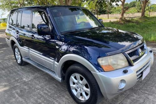 Old 2004 Mitsubishi Pajero GLS 3.2 Di-D 4WD AT