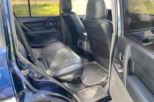 Used 2004 Mitsubishi Pajero GLS 3.2 Di-D 4WD AT