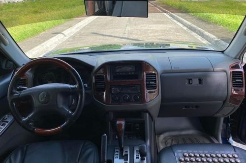 Used 2004 Mitsubishi Pajero GLS 3.2 Di-D 4WD AT
