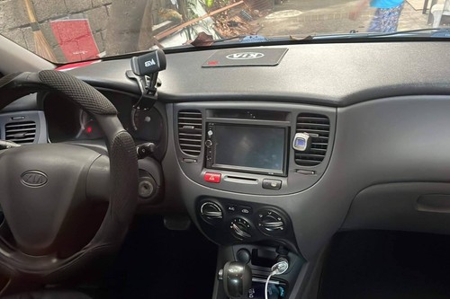 Old 2010 Kia Rio Hatchback 1.4 EX AT