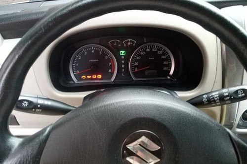 Old 2013 Suzuki APV SGX A/T