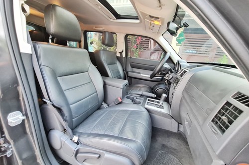 Second hand 2011 Dodge Nitro SXT 