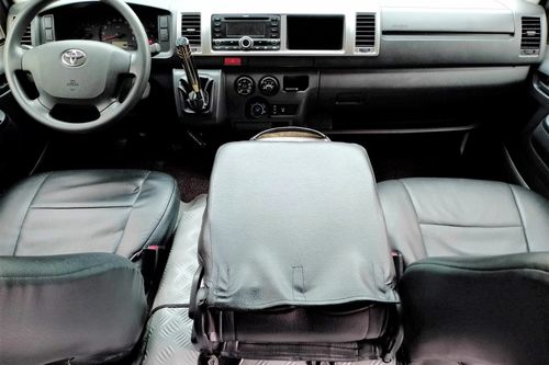 Used 2017 Toyota Hiace 3.0 GL Grandia MT