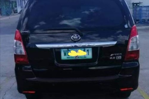 Old 2013 Toyota Innova 2.5 L Sport Runner AT