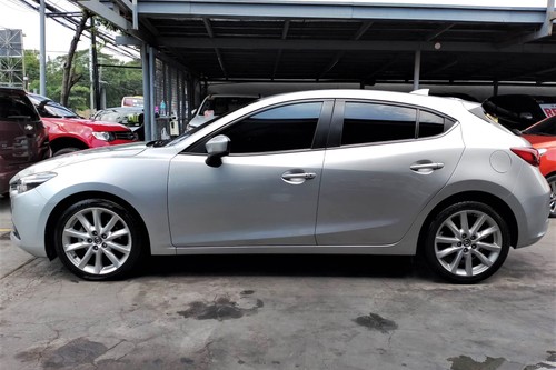 2nd Hand 2017 Mazda 3 Hatchback 2.0L Sport