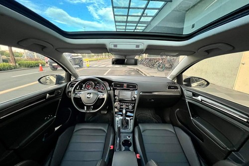 Second hand 2018 Volkswagen Golf GTS 2.0 TDI DSG Business Edition + 