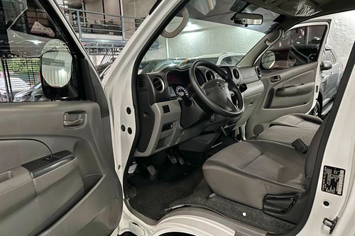 Used 2020 Nissan NV350 Urvan Standard Plus 18-Seater