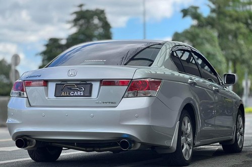 Old 2008 Honda Accord 2.4L VTI AT