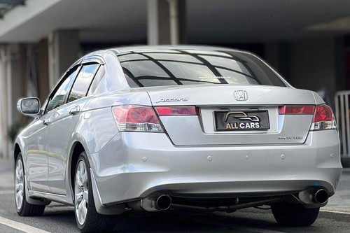 Second hand 2008 Honda Accord 2.4L VTI AT 