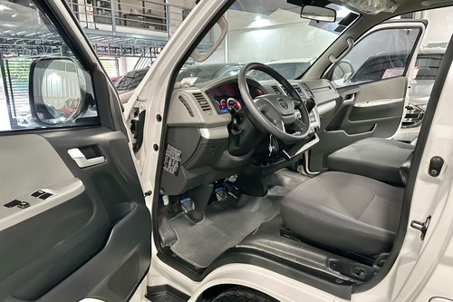 Used 2019 Foton View Transvan 2.8L MT