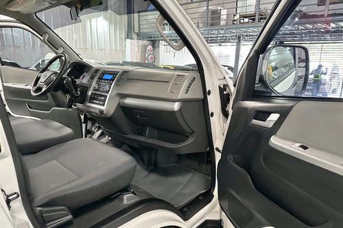 Used 2019 Foton View Transvan 2.8L MT