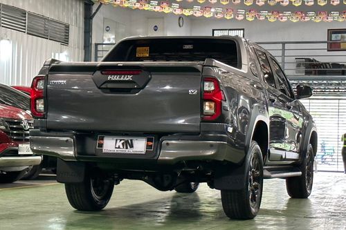 Second hand 2022 Toyota Hilux Conquest 2.8 4x4 A/T 