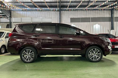 Old 2017 Toyota Innova 2.0L E AT