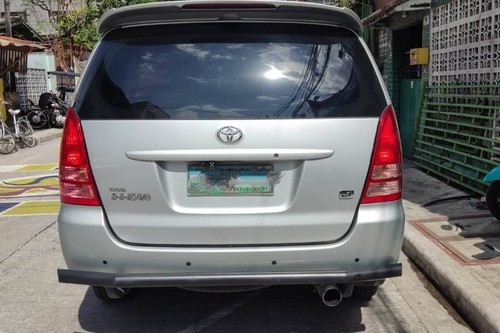 2nd Hand 2006 Toyota Innova 2.5L J MT