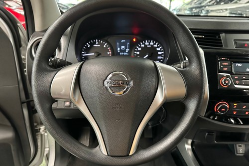 Used 2019 Nissan NP300 Navara 2.5L 4x2 EL 7AT Calibre