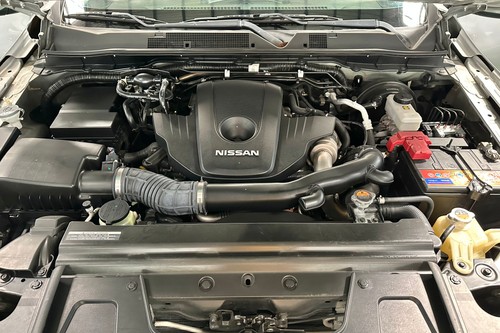 Used 2019 Nissan NP300 Navara 2.5L 4x2 EL 7AT Calibre