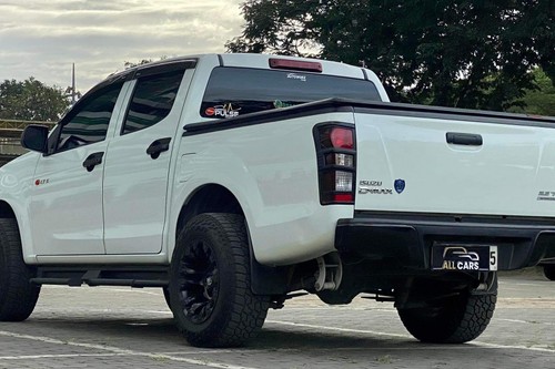 Used 2017 Isuzu D-Max LT-X 4x2 MT