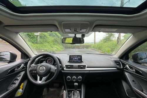 Second hand 2015 Mazda 3 Sedan SkyActiv V 