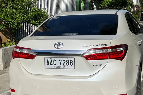 2nd Hand 2014 Toyota Corolla Altis 1.6 V CVT
