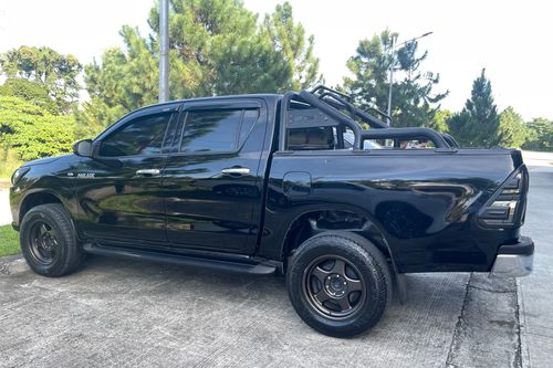 Used 2017 Toyota Hilux 2.4 E DSL 4x2 M/T