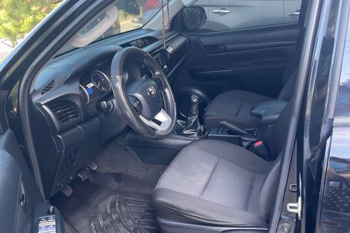 Used 2017 Toyota Hilux 2.4 E DSL 4x2 M/T