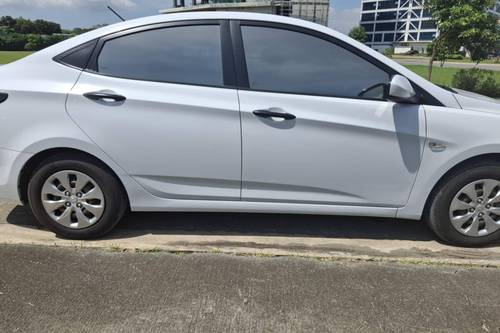 2nd Hand 2019 Hyundai Accent 1.4 GL 6AT w/o Airbags