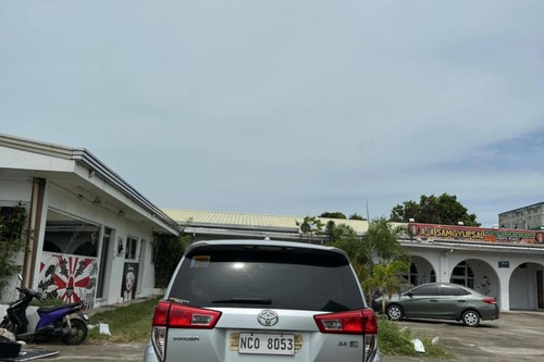 Second hand 2017 Toyota Innova 2.8L E AT 