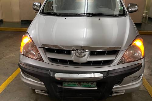 Used 2005 Toyota Innova