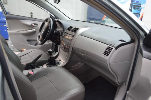 Used 2010 Toyota Corolla Altis 1.6 G MT