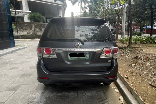 Second hand 2013 Toyota Fortuner 2.4 G Diesel 4x2 AT 