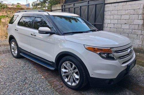 Second hand 2013 Ford Explorer 3.5L Sport AT 