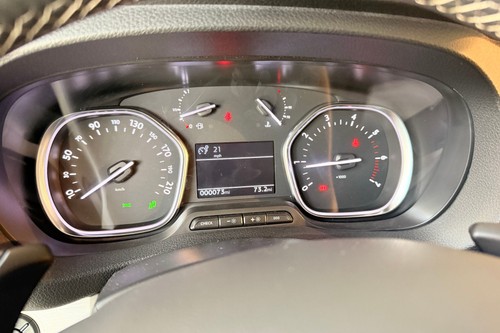 2nd Hand 2025 Peugeot Traveller 2.0L (7-Seater)