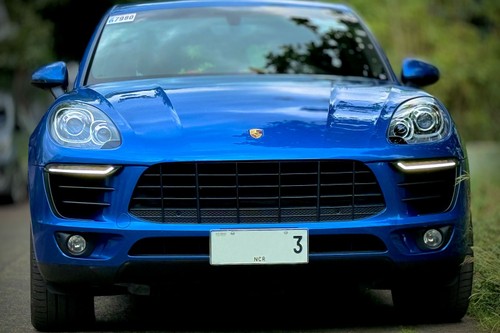 Old 2016 Porsche Macan S Diesel