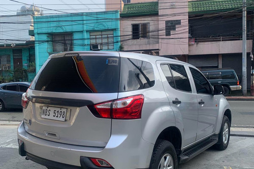 Used 2017 Isuzu mu-X LS-M MT