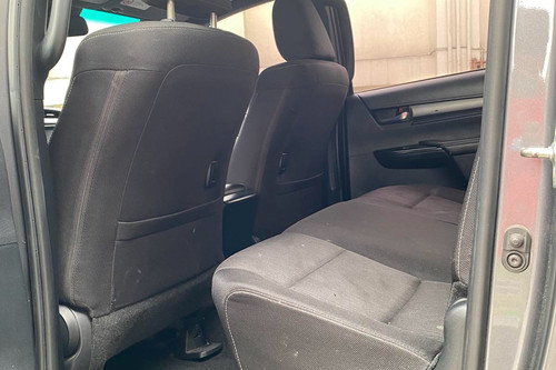 Used 2024 Toyota Hilux Conquest 2.4 4x2 A/T