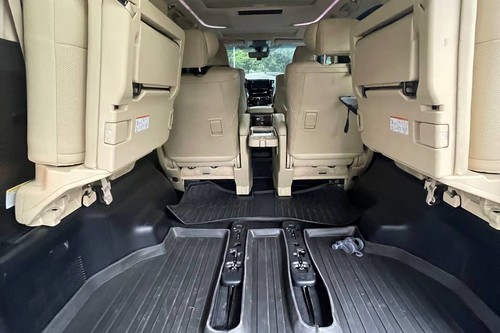 Used 2020 Toyota Alphard 3.5 Gas AT