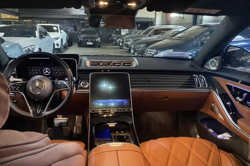 Old 2023 Mercedes-Benz S-Class S 500 AMG