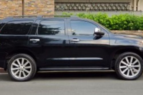 2nd Hand 2010 Toyota Sequoia 5.7L AT