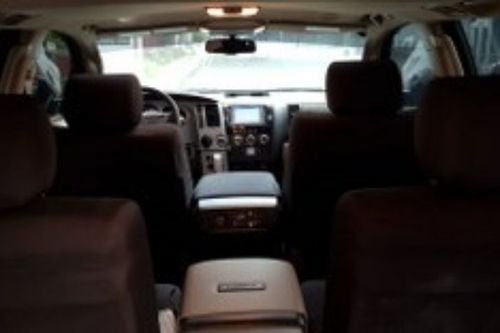 Used 2010 Toyota Sequoia 5.7L AT