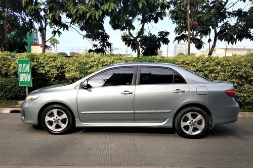 2nd Hand 2012 Toyota Corolla Altis 1.6 V CVT