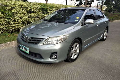 Old 2012 Toyota Corolla Altis 1.6 V CVT