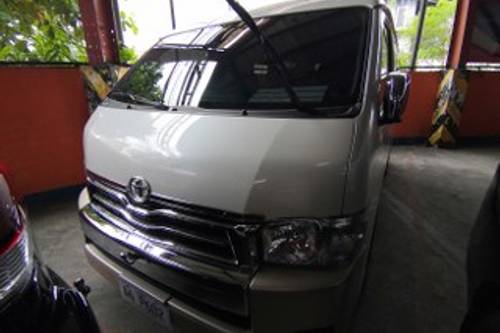 Second hand 2018 Toyota Hiace 3.0 Super Grandia AT 