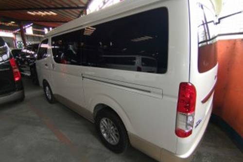 Second hand 2018 Toyota Hiace 3.0 Super Grandia AT 