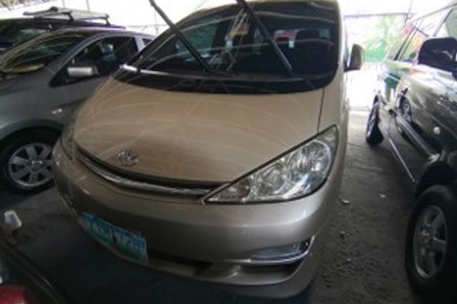 Old 2005 Toyota Previa 2.4L AT