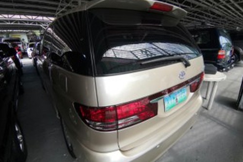 Second hand 2005 Toyota Previa 2.4L AT 