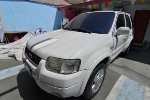 Used 2005 Ford Escape 2.3L XLS AT