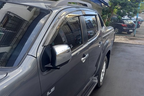 Second hand 2019 Isuzu D-Max 3.0 LS 4x2 MT Blue Power 