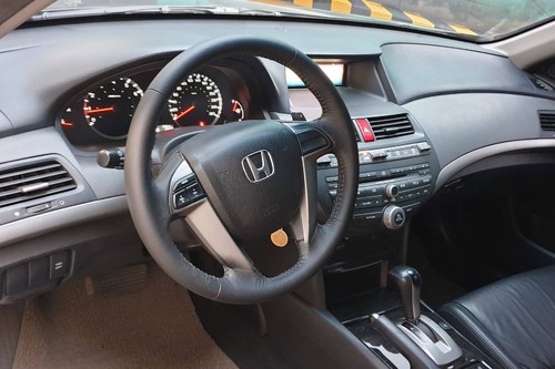 Second hand 2010 Honda Accord 2.4L S AT 