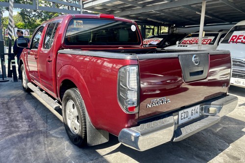 Old 2014 Nissan Frontier Navara 2.5 LE